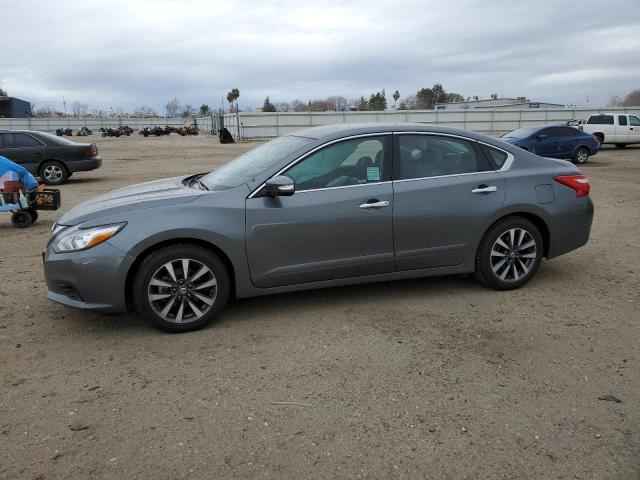 NISSAN ALTIMA 2.5 2017 with VIN 1N4AL3AP4HC213543 - Photo from auction