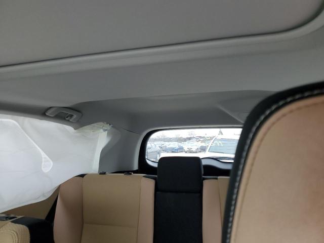 Photo 10 from auction – 2017 TOYOTA RAV4 XLE with VIN JTMWFREV1HD095707