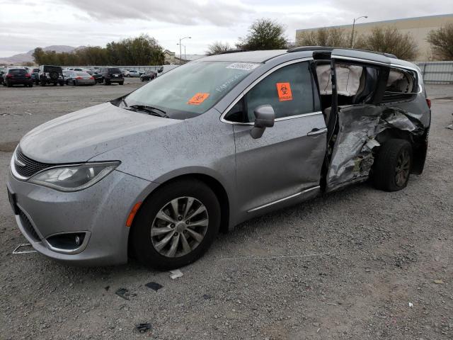 CHRYSLER PACIFICA T 2017 with VIN 2C4RC1BG3HR523898 - Photo from auction
