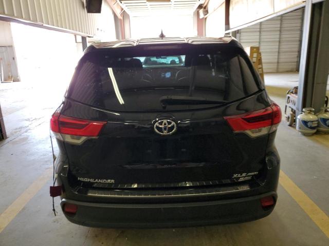 Photo 6 from auction – 2018 TOYOTA HIGHLANDER with VIN 5TDJZRFH2JS539956