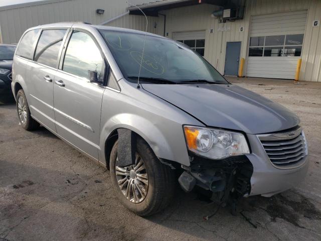 Photo 4 from auction – 2015 CHRYSLER TOWN & COU with VIN 2C4RC1CG1FR547497