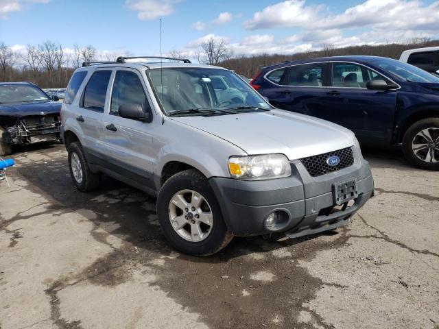 Photo 4 from auction – 2005 FORD ESCAPE XLT with VIN 1FMCU93105KC73229
