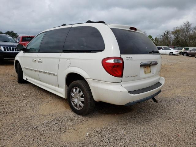 Photo 2 from auction – 2005 CHRYSLER TOWN & COU with VIN 2C4GP54L55R189771