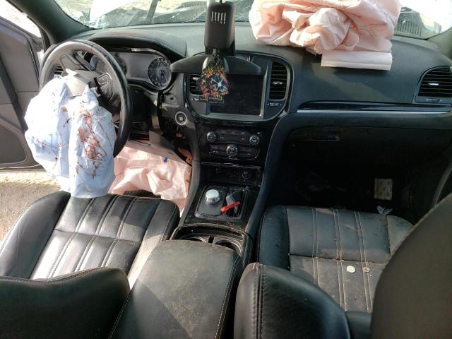 Photo 8 from auction – 2019 CHRYSLER 300 S with VIN 2C3CCABG0KH628681