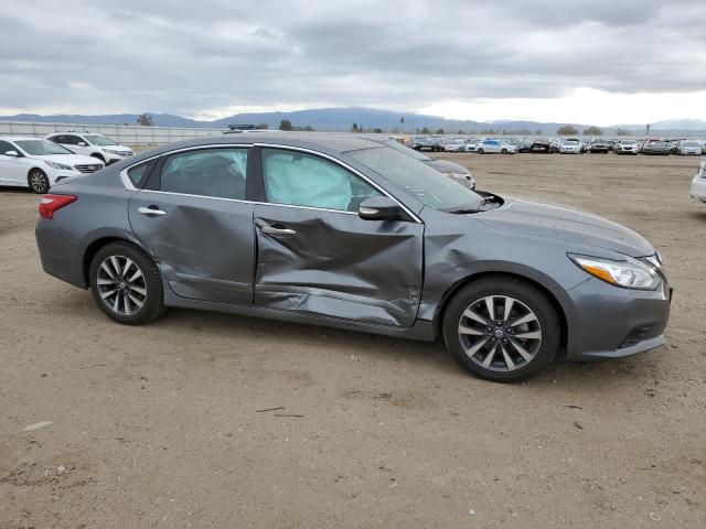 Photo 4 from auction – 2017 NISSAN ALTIMA 2.5 with VIN 1N4AL3AP4HC213543