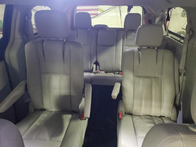 Photo 10 from auction – 2014 CHRYSLER TOWN & COU with VIN 2C4RC1CG9ER200143