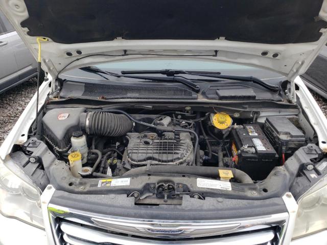 Photo 12 from auction – 2014 CHRYSLER TOWN & COU with VIN 2C4RC1BG7ER124701