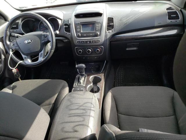 Photo 8 from auction – 2014 KIA SORENTO LX with VIN 5XYKTCA62EG451260