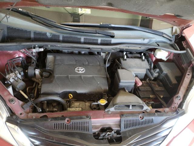 Photo 12 from auction – 2011 TOYOTA SIENNA XLE with VIN 5TDYK3DC8BS050535