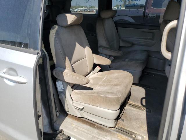 Photo 11 from auction – 2015 KIA SEDONA LX with VIN KNDMB5C17F6037033