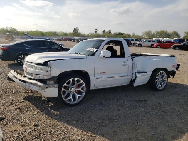 CHEVROLET SILVERADO 2000 with VIN 1GCEC14T7YZ217141 - Photo from auction