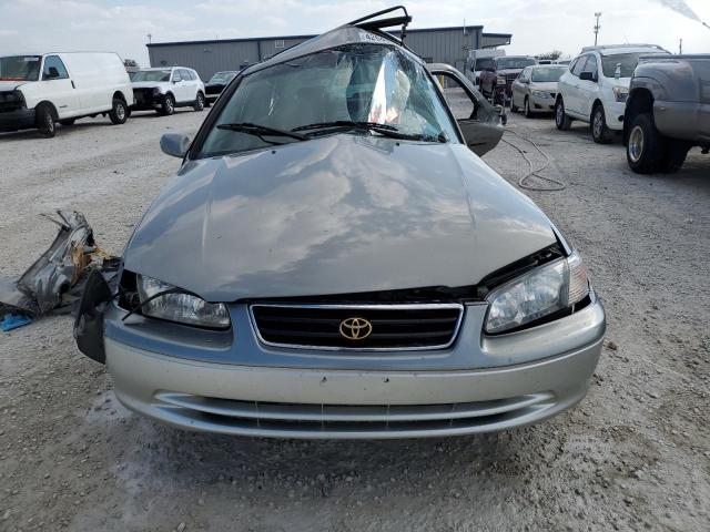 Photo 5 from auction – 2001 TOYOTA CAMRY LE with VIN JT2BF28K010293692