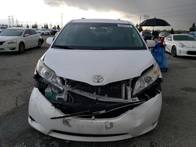 Photo 5 from auction – 2015 TOYOTA SIENNA with VIN 5TDKK3DC0FS597987