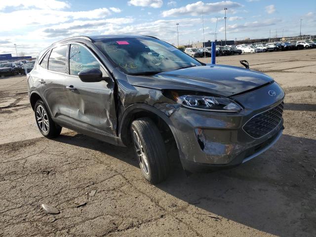 Photo 4 from auction – 2020 FORD ESCAPE SEL with VIN 1FMCU9H62LUC62352