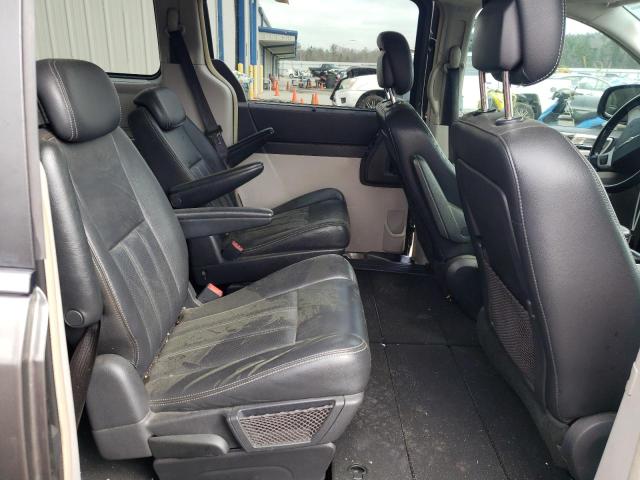 Photo 11 from auction – 2010 CHRYSLER TOWN & COU with VIN 2A4RR5D13AR293374
