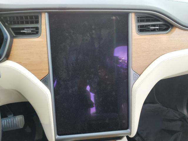 Photo 9 from auction – 2020 TESLA MODEL X with VIN 5YJXCBE27LF297608