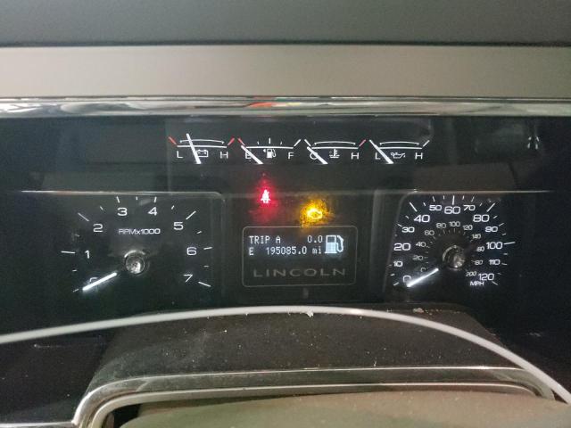 Photo 9 from auction – 2010 LINCOLN NAVIGATOR with VIN 5LMJJ3J57AEJ10537