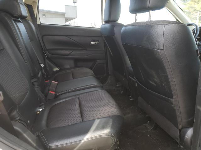 Photo 11 from auction – 2015 MITSUBISHI OUTLANDER with VIN JA4AZ3A35FZ010851