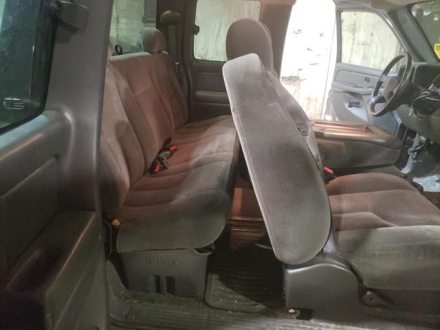 Photo 10 from auction – 2004 CHEVROLET SILVERADO with VIN 2GCEC19T341317457