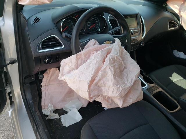 Photo 8 from auction – 2018 CHEVROLET CRUZE LT with VIN 3G1BE6SM9JS608177