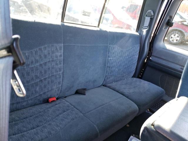 Photo 10 from auction – 2000 FORD F250 SUPER with VIN 1FTNX21F4YED03782