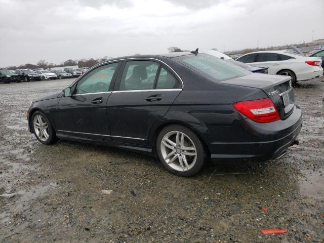 Photo 2 from auction – 2012 MERCEDES-BENZ C 300 4MAT with VIN WDDGF8BB5CA646861