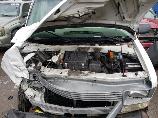 Photo 12 from auction – 2001 CHEVROLET ASTRO with VIN 1GCDM19W51B156544