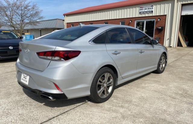 Photo 4 from auction – 2019 HYUNDAI SONATA LIM with VIN 5NPE34AF5KH747588
