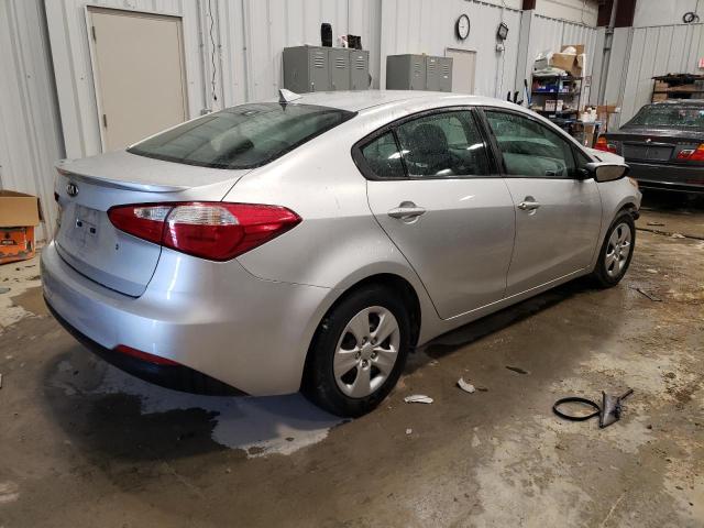Photo 3 from auction – 2015 KIA FORTE LX with VIN KNAFK4A63F5300607