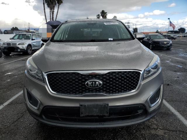 Photo 5 from auction – 2016 KIA SORENTO LX with VIN 5XYPG4A32GG168513