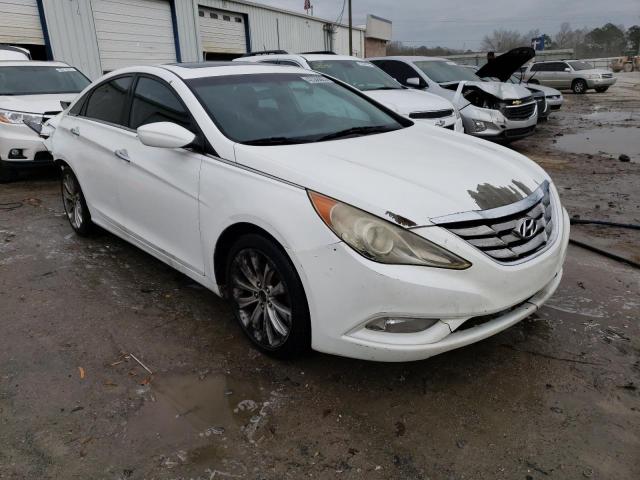 Photo 4 from auction – 2011 HYUNDAI SONATA SE with VIN 5NPEC4AC9BH057459