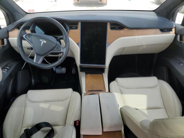 Photo 8 from auction – 2020 TESLA MODEL X with VIN 5YJXCBE27LF297608