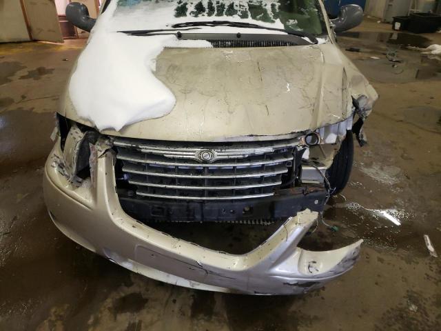 Photo 12 from auction – 2005 CHRYSLER TOWN & COU with VIN 2C4GP44RX5R519161