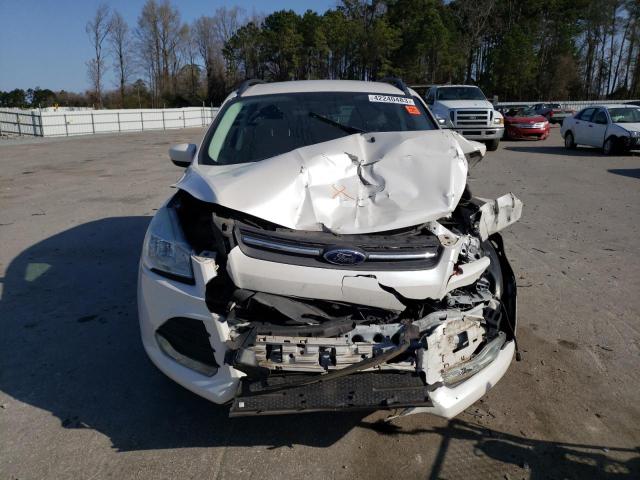 Photo 5 from auction – 2016 FORD ESCAPE SE with VIN 1FMCU0GX9GUB19054