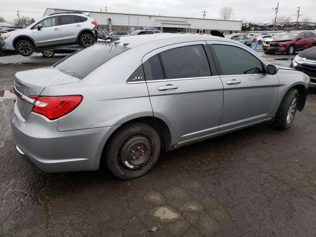 Photo 3 from auction – 2013 CHRYSLER 200 TOURIN with VIN 1C3CCBBB8DN649654