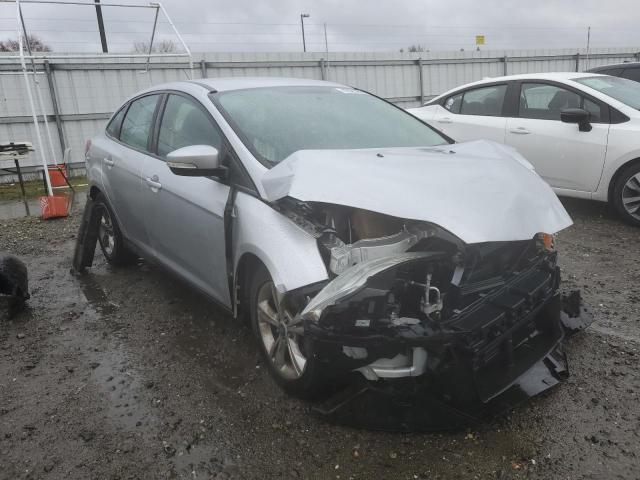 Foto 4 de la subasta – 2014 FORD FOCUS SE con VIN 1FADP3F26EL382635
