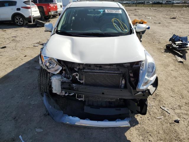 Photo 5 from auction – 2017 NISSAN VERSA with VIN 3N1CN7APXHK455772