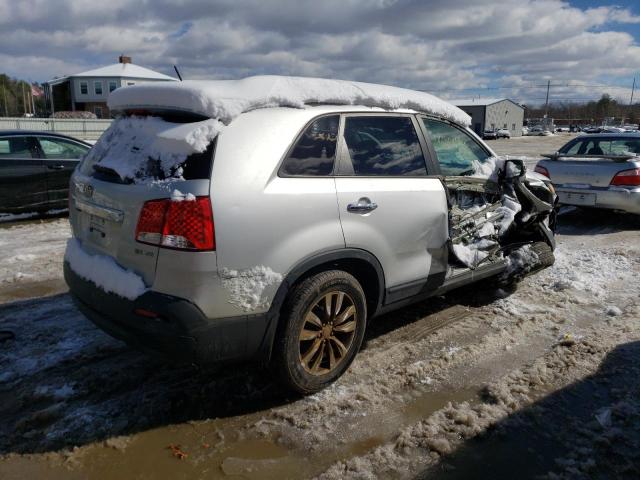 Photo 3 from auction – 2011 KIA SORENTO EX with VIN 5XYKU4A24BG031673