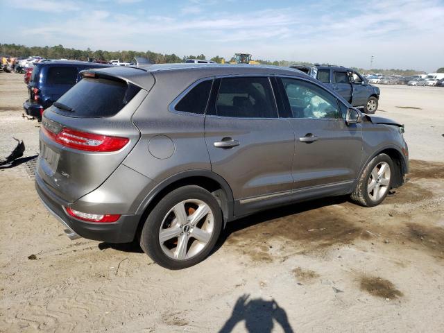 Photo 3 from auction – 2017 LINCOLN MKC PREMIE with VIN 5LMCJ1C93HUL68406