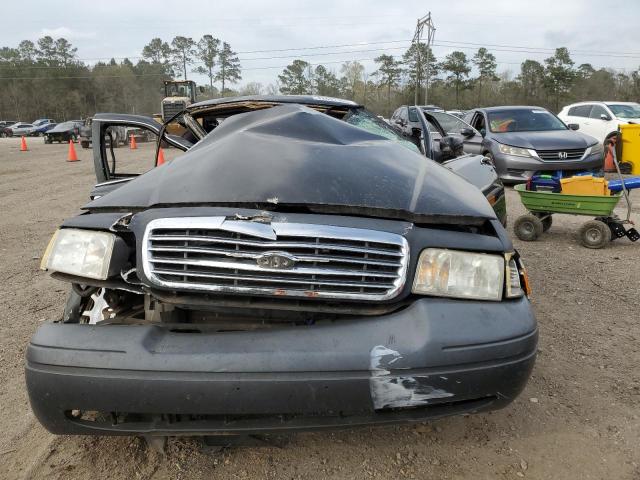 Photo 5 from auction – 2000 FORD CROWN VICT with VIN 2FAFP74W2YX130300