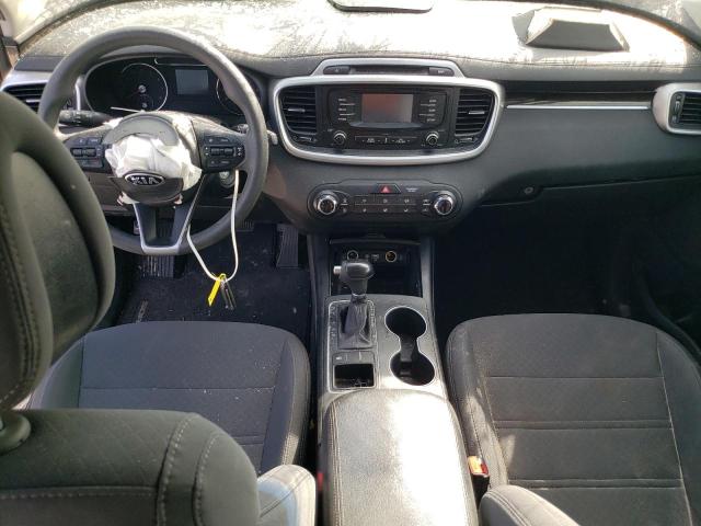 Photo 8 from auction – 2016 KIA SORENTO LX with VIN 5XYPG4A32GG128643