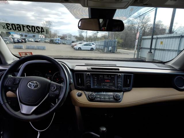 Photo 8 from auction – 2017 TOYOTA RAV4 XLE with VIN 2T3RFREV7HW640437
