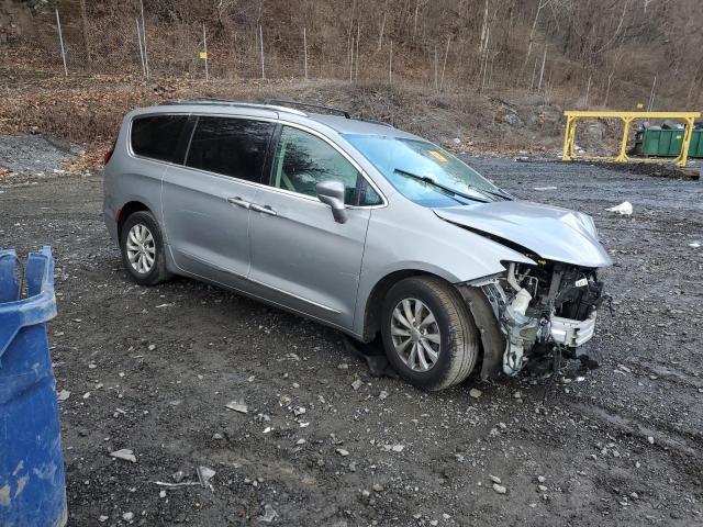 Photo 4 from auction – 2018 CHRYSLER PACIFICA T with VIN 2C4RC1BG4JR317883
