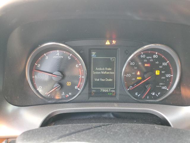 Photo 9 from auction – 2017 TOYOTA RAV4 SE with VIN JTMNFREV4HD106923