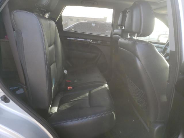 Photo 11 from auction – 2011 KIA SORENTO EX with VIN 5XYKUDA27BG133579