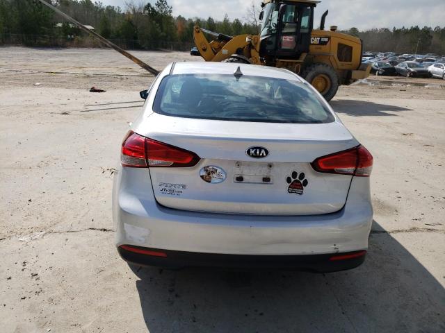 Photo 6 from auction – 2017 KIA FORTE LX with VIN 3KPFK4A71HE066910