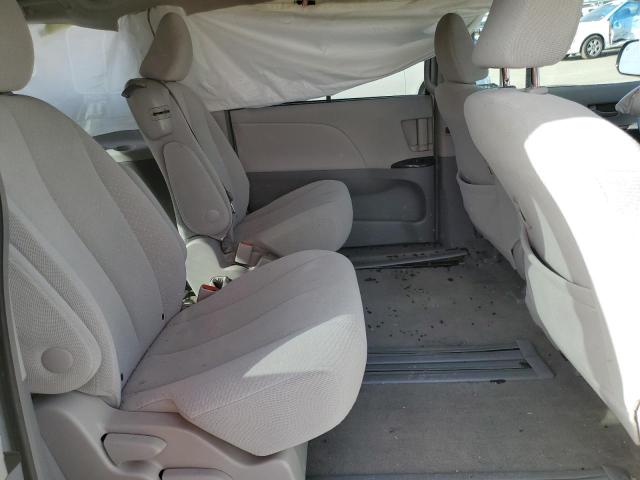 Photo 11 from auction – 2014 TOYOTA SIENNA LE with VIN 5TDKK3DC8ES468698