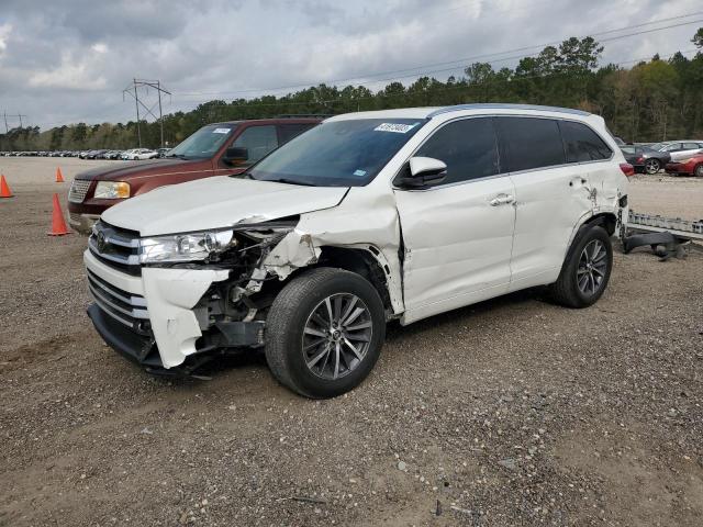 TOYOTA HIGHLANDER 2017 مع رقم تعريف المركبة 5TDKZRFH4HS516418 - صورة من المزاد
