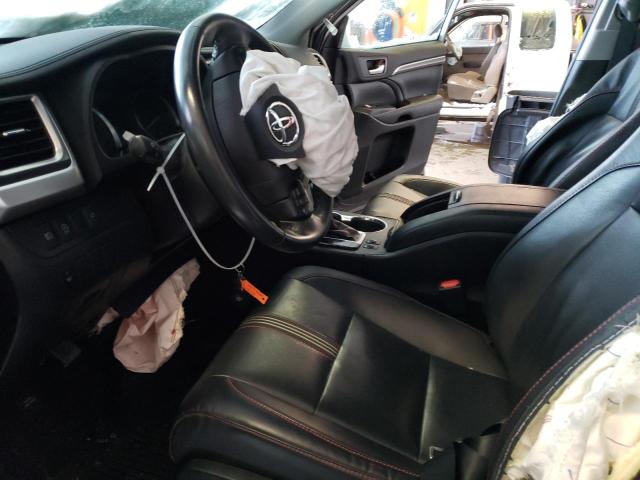 Photo 7 from auction – 2019 TOYOTA HIGHLANDER with VIN 5TDJZRFH3KS612110