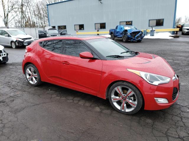 Photo 4 from auction – 2013 HYUNDAI VELOSTER with VIN KMHTC6AD6DU115009